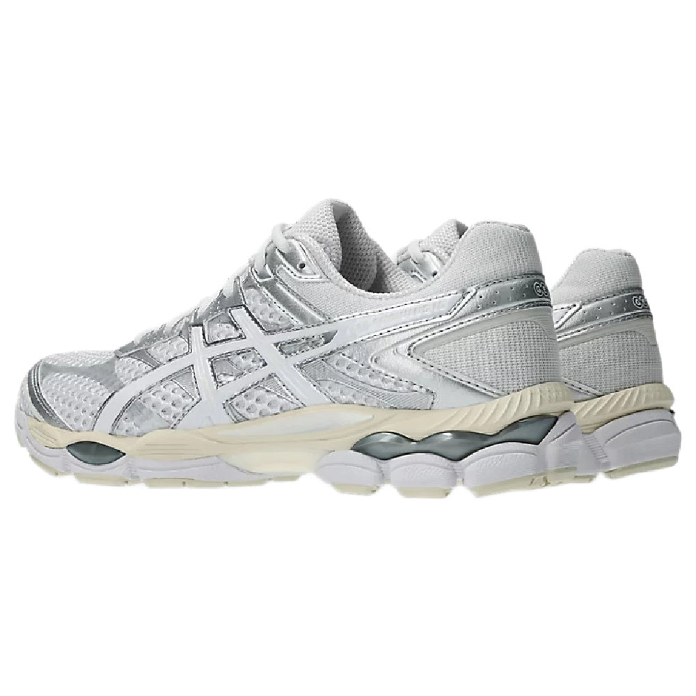 Asics | Unisex Gel-Cumulus 16 (White Silver/Pink)