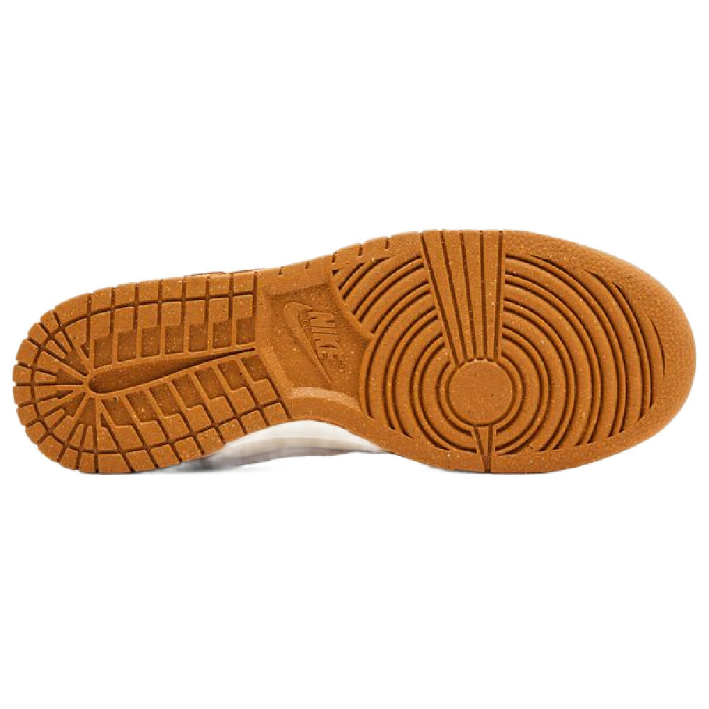 Nike | Unisex Dunk Low SB (Nature Flax Coconut Milk)